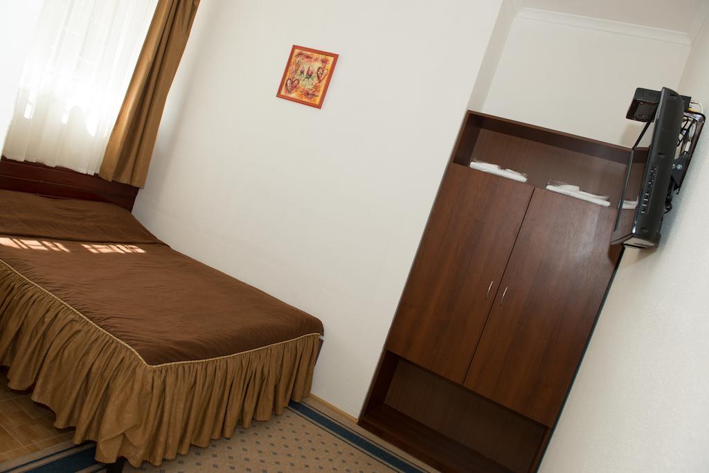 Hotel Acorn Irpín Habitación foto