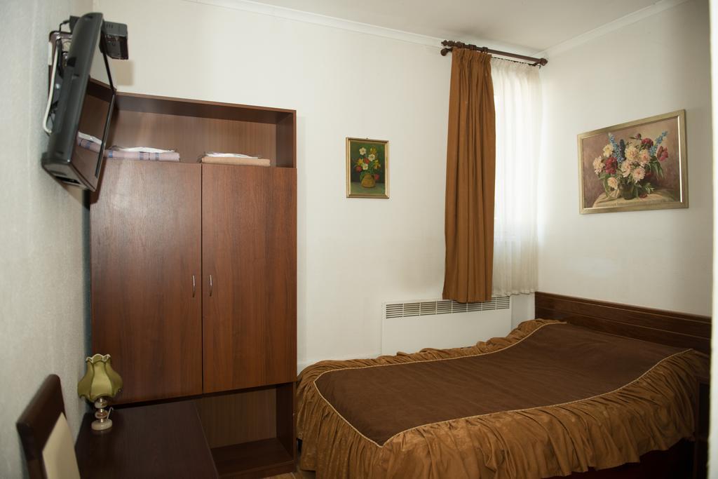 Hotel Acorn Irpín Habitación foto